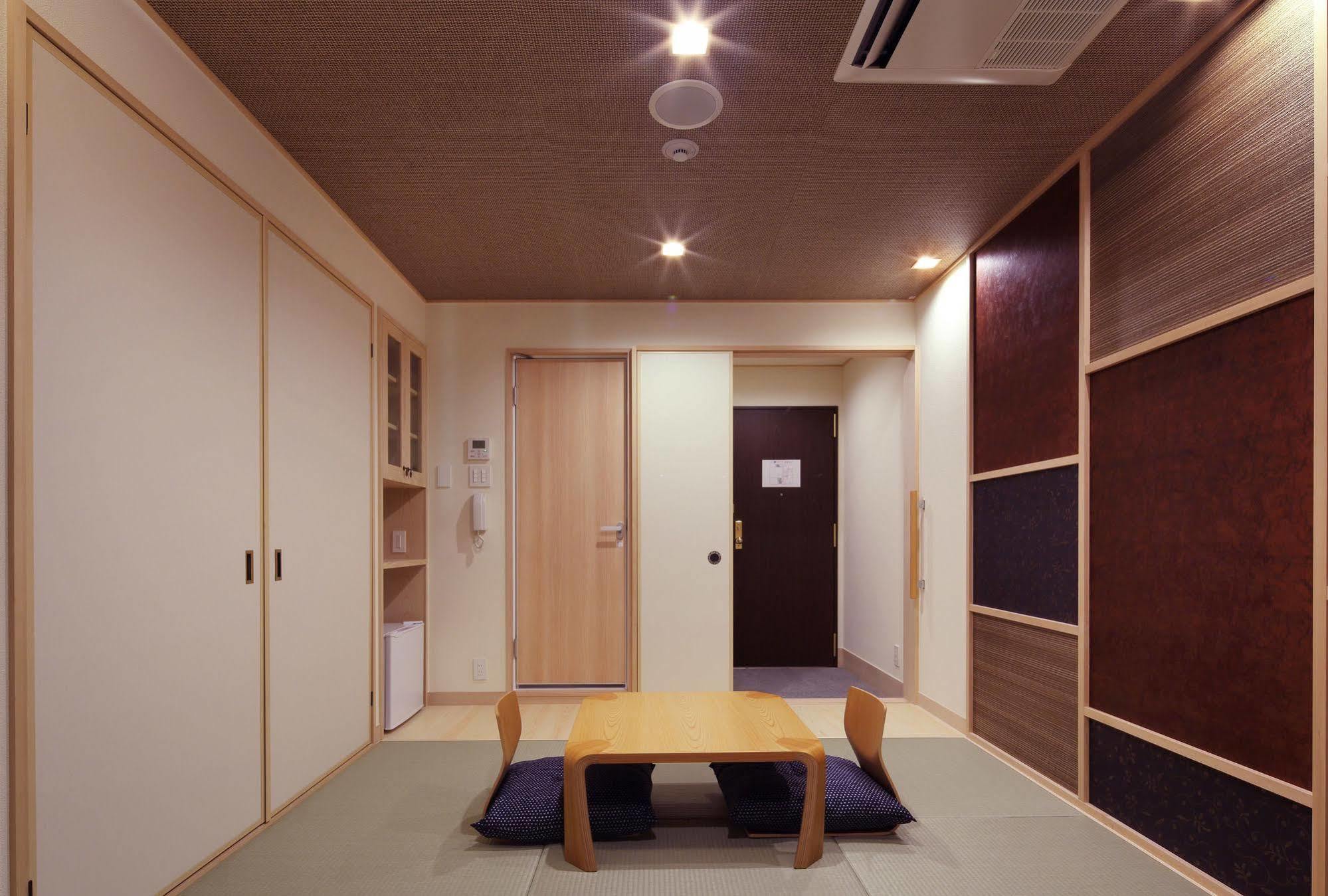 東心斎橋おおきにアパート Ookini Ryokan & Apartment Osaka Eksteriør billede