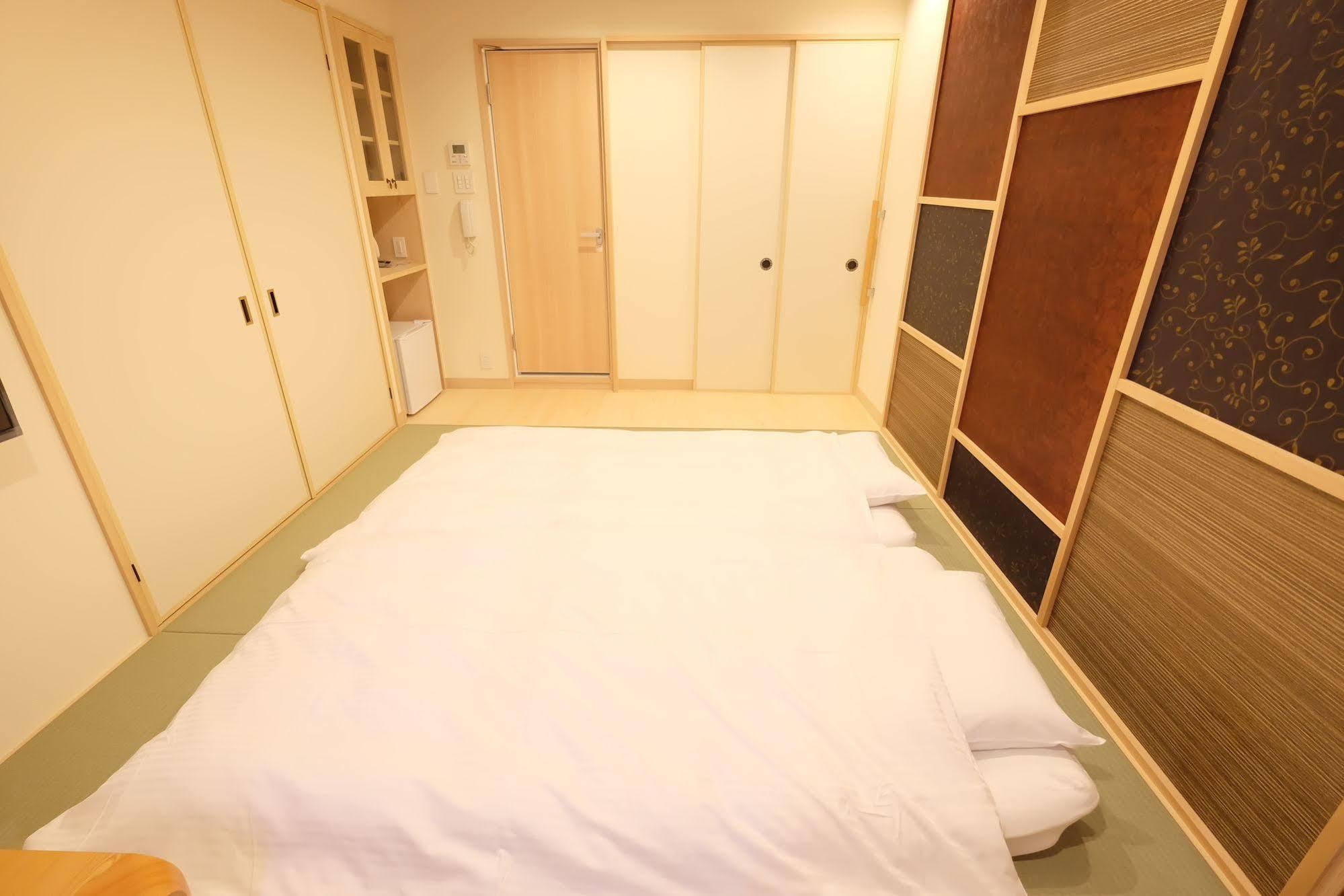 東心斎橋おおきにアパート Ookini Ryokan & Apartment Osaka Eksteriør billede